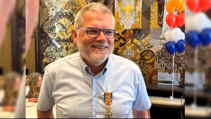 Hans Rietman awarde Officer of the Order Orange-Nassau